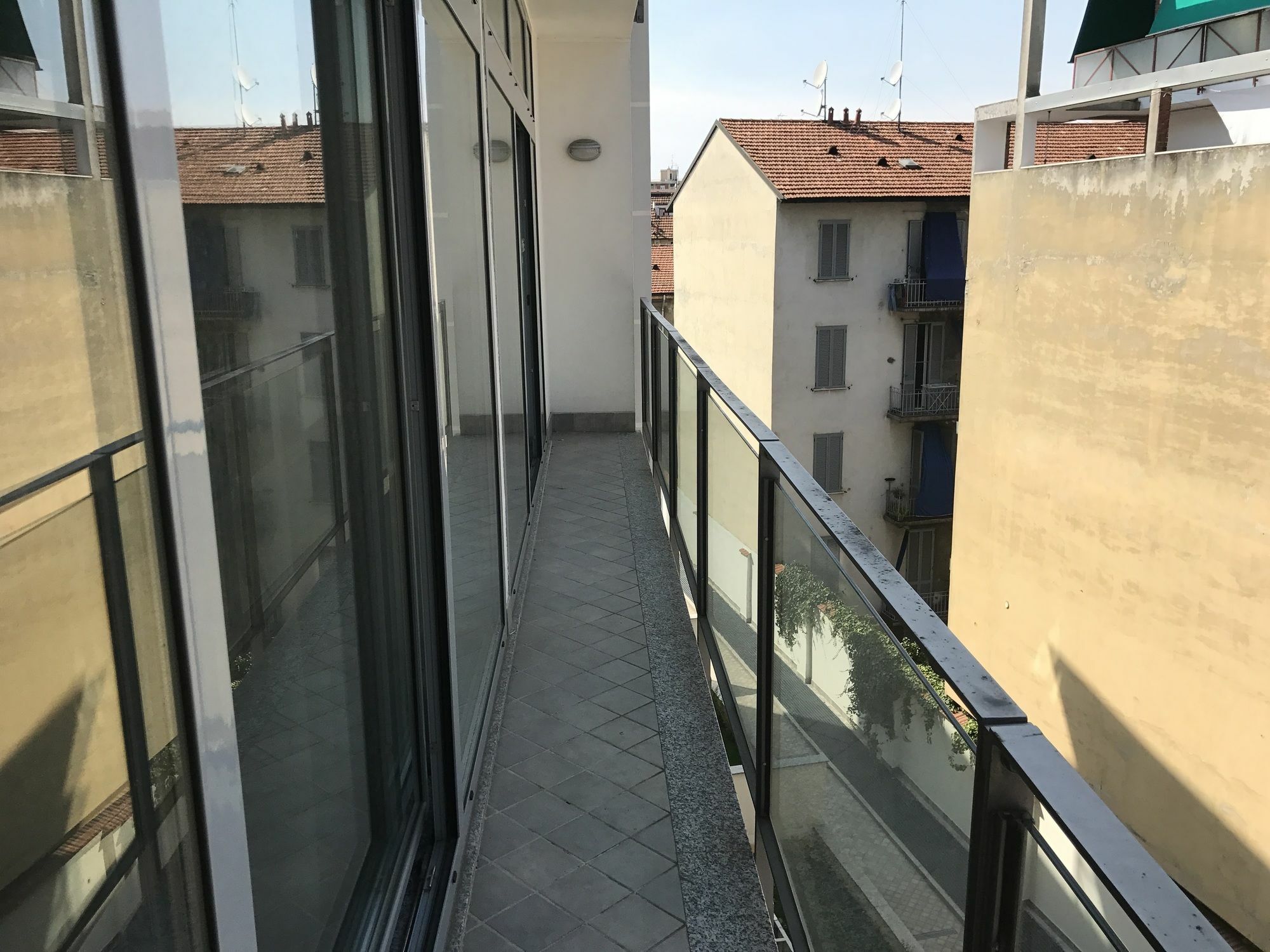 Red Line Apartments Milano מראה חיצוני תמונה