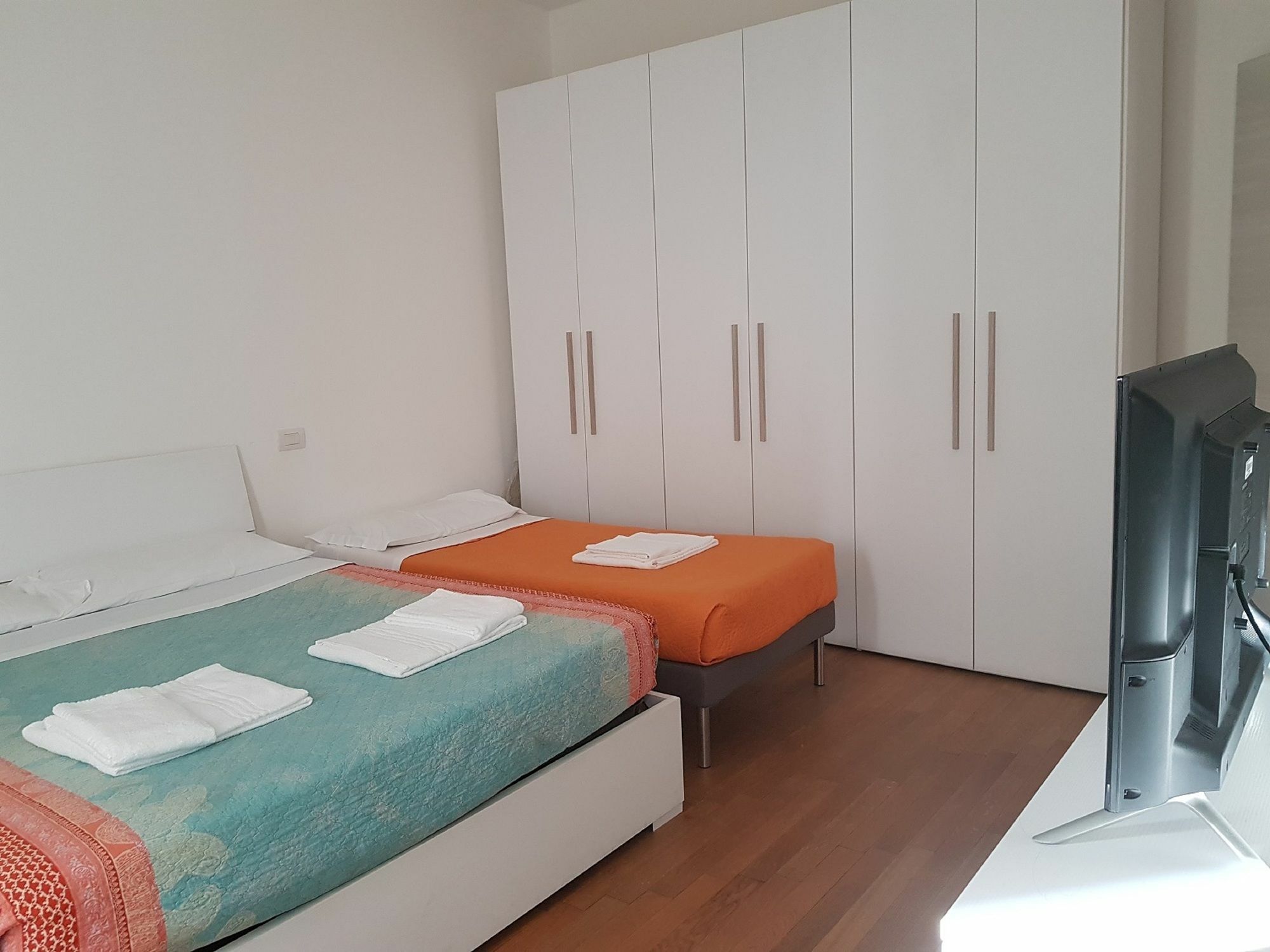Red Line Apartments Milano מראה חיצוני תמונה