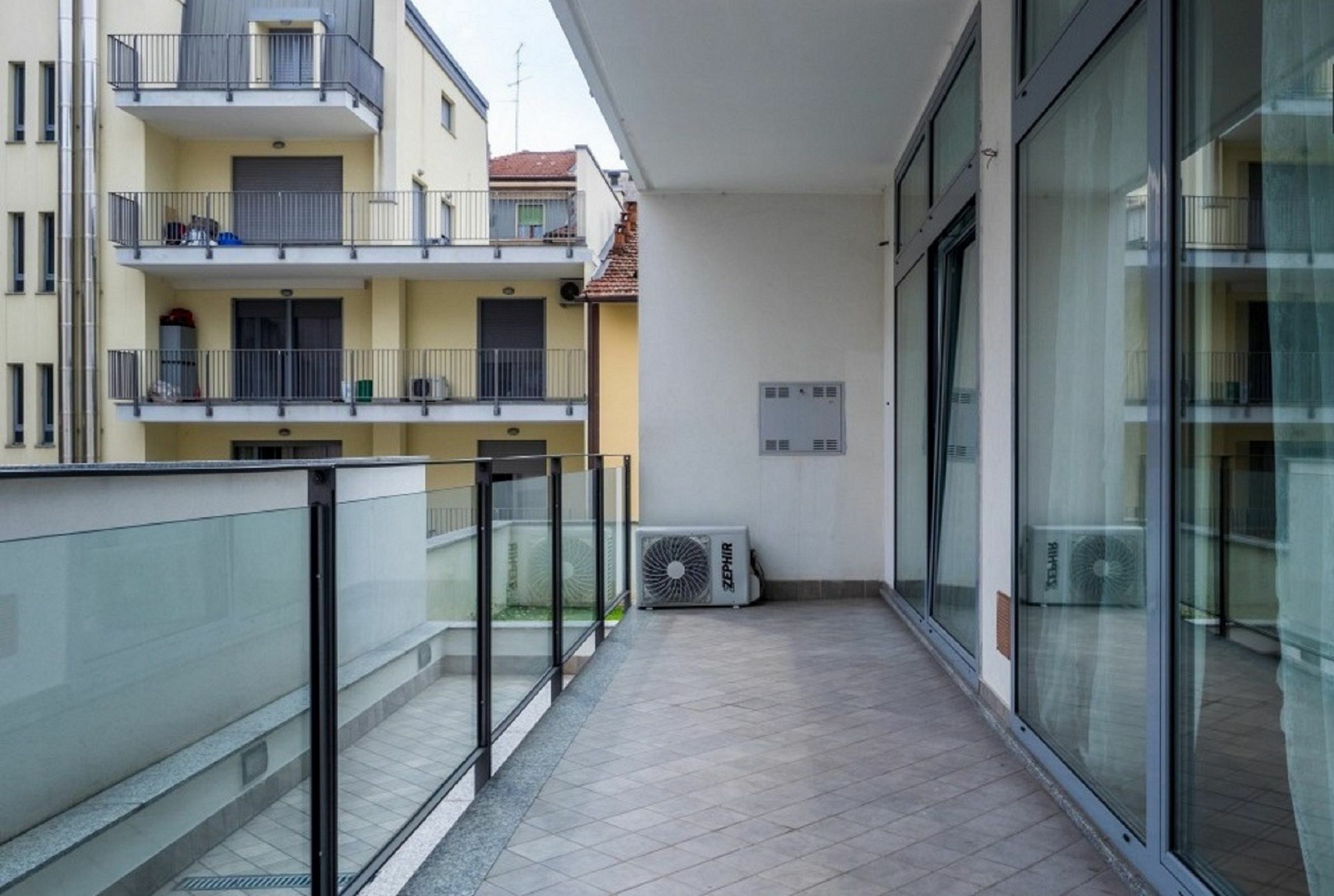 Red Line Apartments Milano מראה חיצוני תמונה