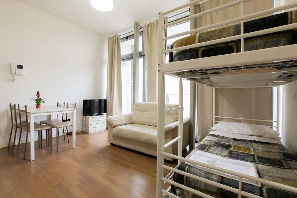 Red Line Apartments Milano מראה חיצוני תמונה
