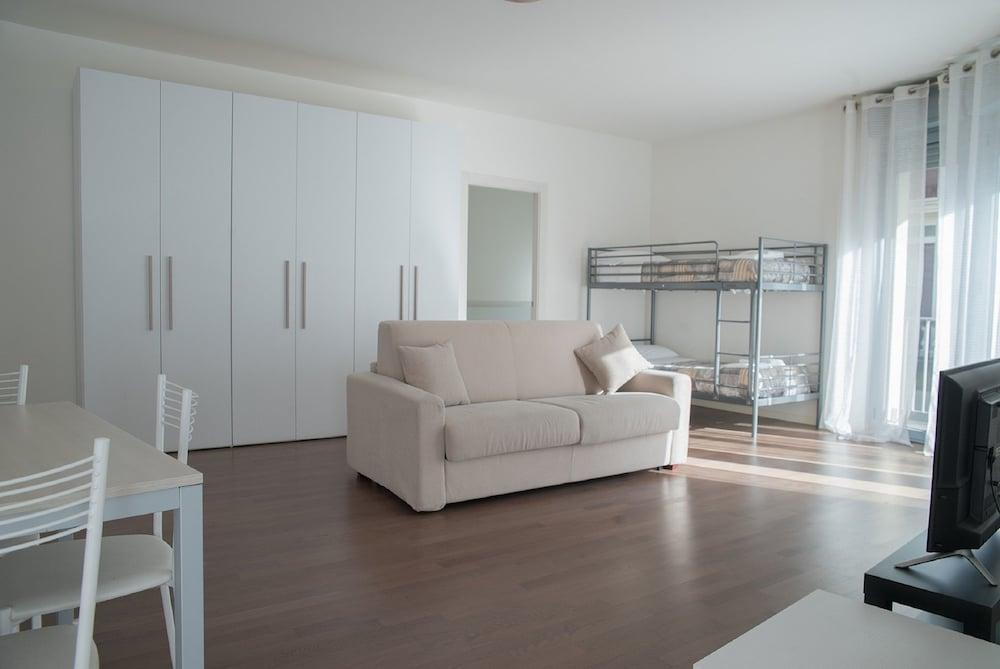 Red Line Apartments Milano מראה חיצוני תמונה